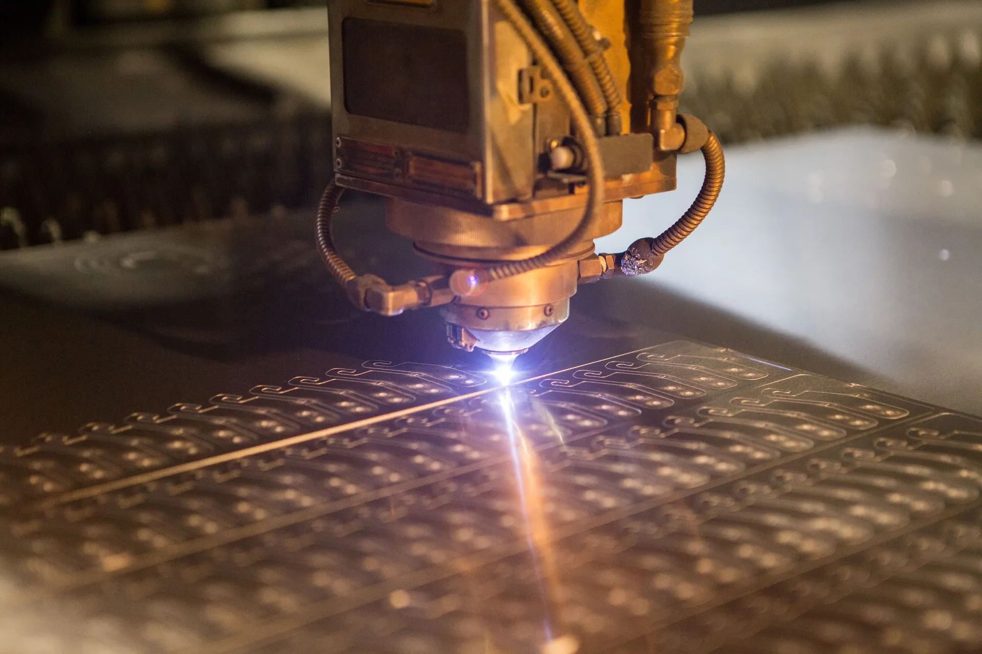 Lavorazione Laser in piano